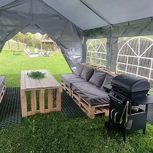 Gabi Z Balia W Ogrodzie Vakantiehuis